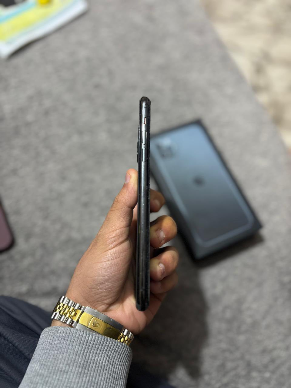 السلام عليكم آيفون ١١ برو ماكس ذاكرة ٢٥٦ لون اسود بطارية ٧٥ بلادية مكفول ماعدى شامة بسيطة ب الشاشة مامأثره ع اللمس ابداً رايده ب ٣٠٠ وبي مجال مكاني بصرة *********** رجاءً لاتتصل الضهر فقط باليل
