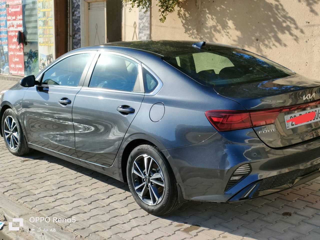 السلام عليكم 
كيا فورتي وارد كندي
حادث بنيد وشويه من الجاملغ
بلا دواخل
موديل 2024 أربيل 
ماشيه 24ميل
المواصفات 
محرك 2000دوش
كير AT خليجي المرغوب
تحكم ستيرن
اشاير بلمري
شاشه وكامره 
رادار امامي وجانبي
تدفئه كشنات +ستيرن
ويل كب
تبريد قطعتين 
رقم الموبايل ***********
العنوان النجف الاشرف
