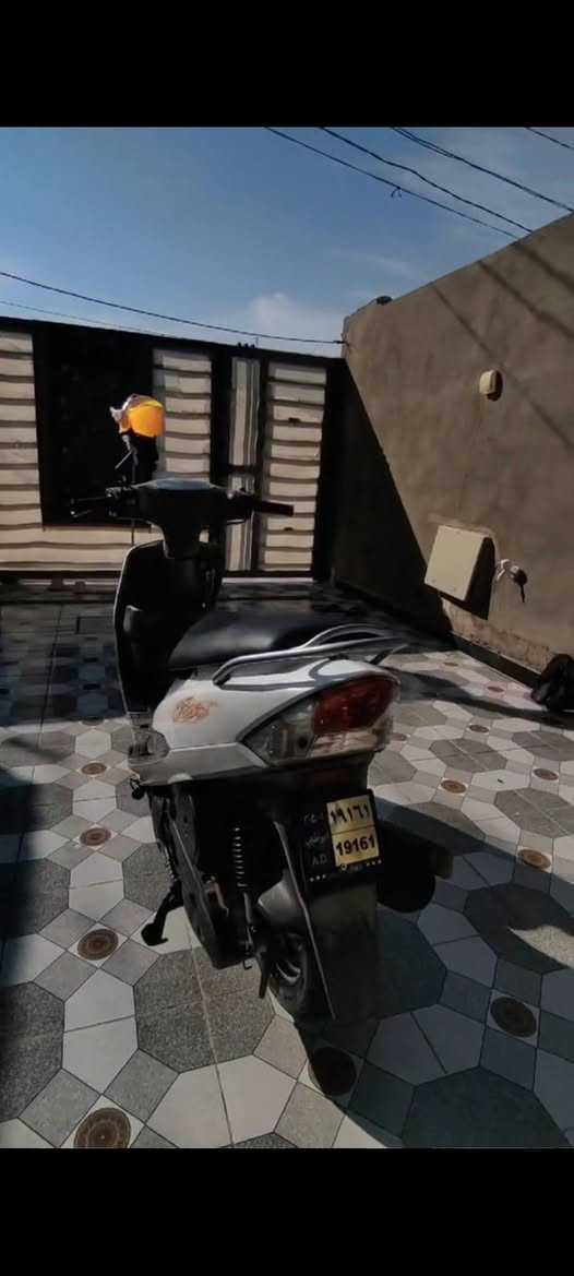 السلام عليكم 
دراجه منغولي للبيع او مراوس بوليس مسطره 
الدراجه بلادي ماناقصه اي شي الدراجه مامفتوحه 
سعره حلوو الشراي يتواصل  عل واتساب 
او اتصال ***********
