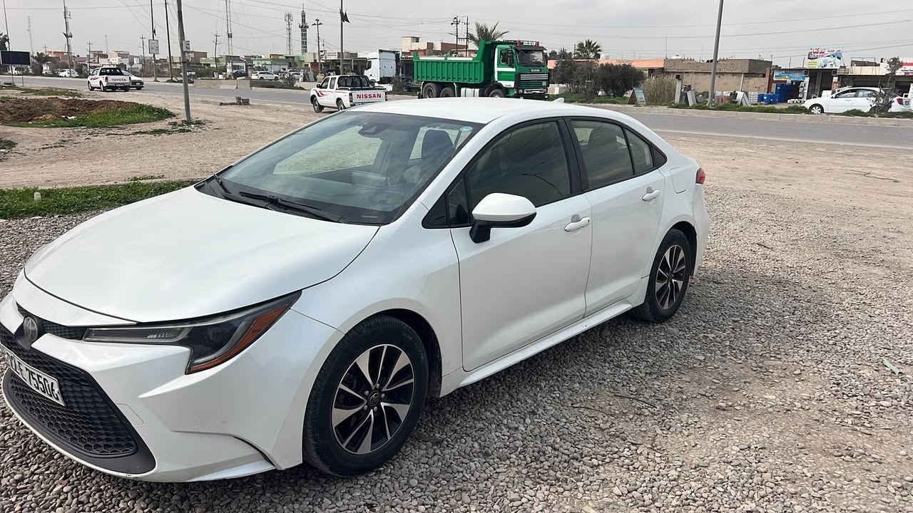 كورلا 2020 اربع قطع صبغ بيبان خلفي وجاملغات خلفي *********** Singapore
