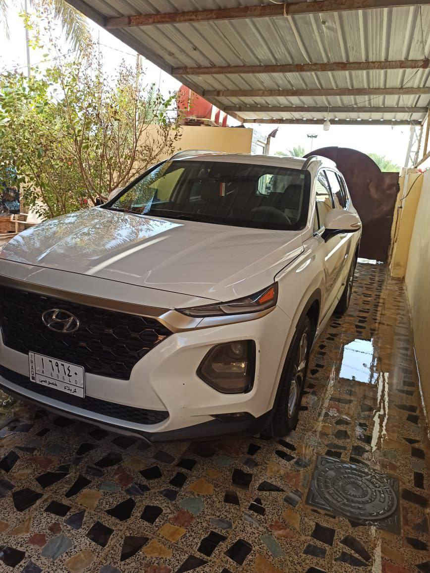 السلام عليكم سنتافي  وراد كندي موديل 19 كربلاء بسمي حادث قبق جنطة وجاملغ خلف السائق تبديل قبق جنطة وصبغ و الجاملغ يعني صبغ قطعتين محرك 2400 السعر 170 وبيهة مجال الاتصال *********** غير متواجد على النت مكان السيارة كربلاء
