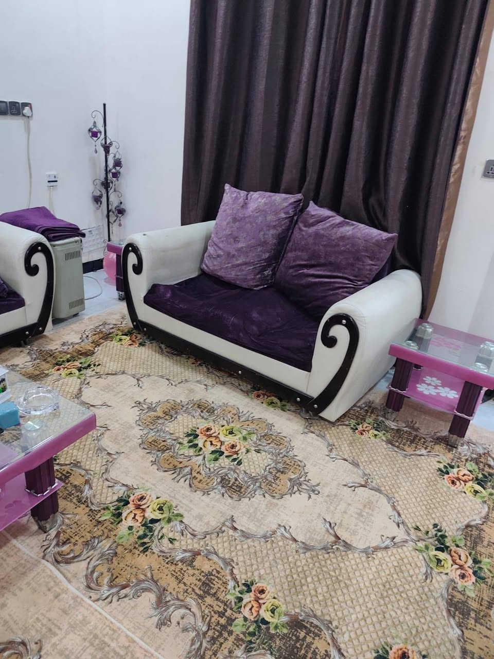 سلام عليكم عندي هذه جربايه نفر عدد2 والنفرين مع دوشك كلهن شغل توصى صاج وتخم قنفات كلمن وسعره مع الطلبات.
للاتصال *********** واتساب بي عنوان بغداد الدوره
