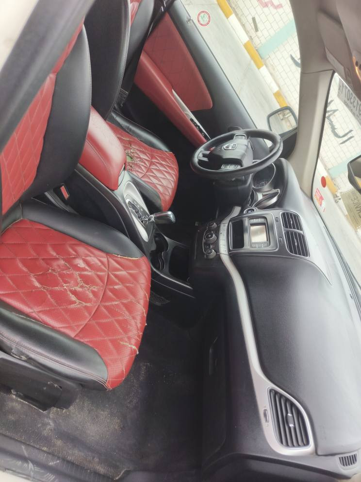 دوج جورني 7راكب موديل2018فول مواصفات(السعر105)(***********)بيها حزام صبغ جاهزه مكينه وكير كفاله تبريد ثلج حداديه جديده تخم تاير جدد كهربايات كلها شغاله رقم ذي قار سنويه لغاية 30عنوان السياره البصره*********** البصرة, العراق
