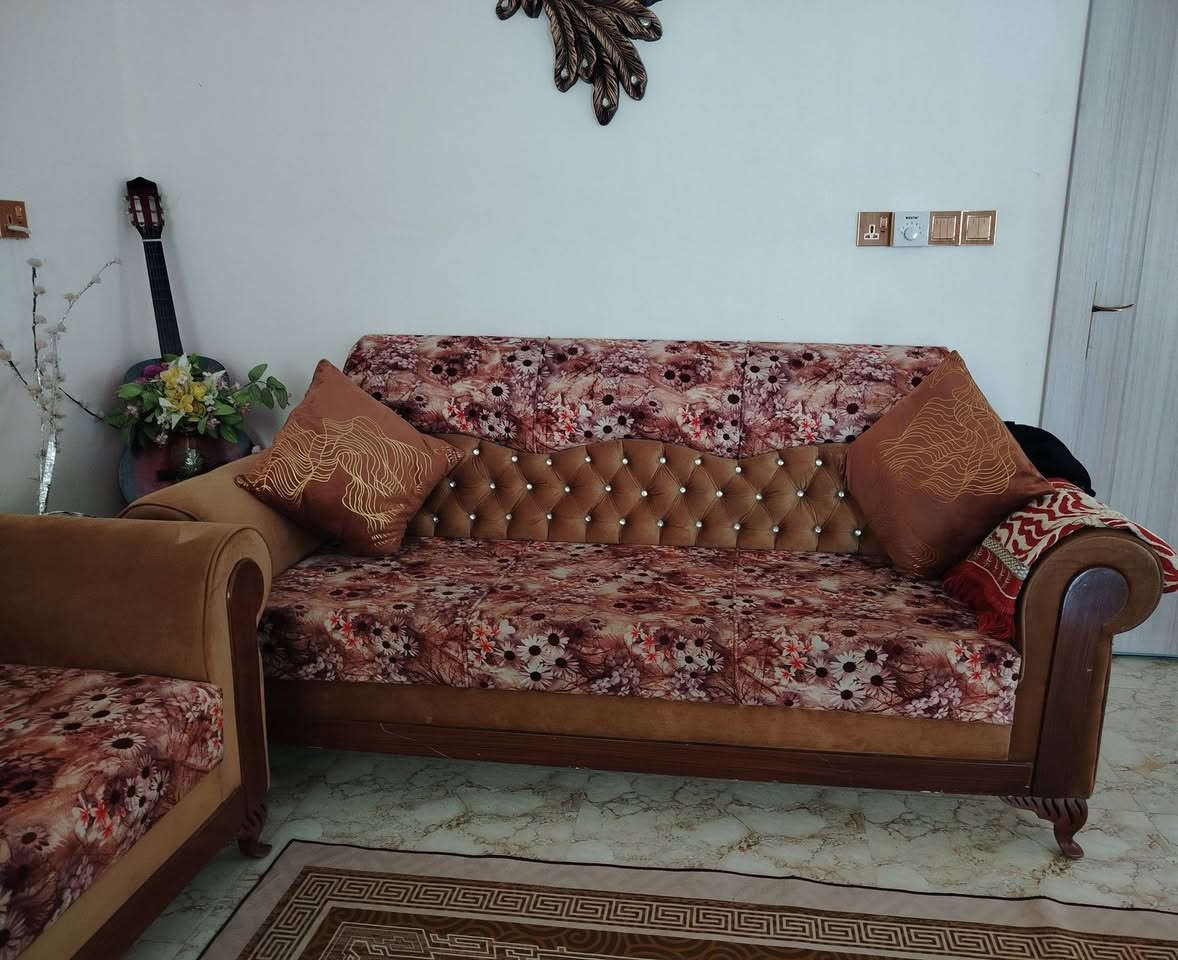 تخم قنفات صناعه  تركيه العدد 5 قطع  اصلي غير مستخدم شي قليل جدا اخو الجديد السعر 750 الف 
ثنين قنفات كبار 
ثنين قنفات صغار 
قنفه وحدة وسط 
شي حلو وجديد


**إذا كنت صاحب هذا الإعلان وتريد حذفه لأي سبب، رجاءا أرسل رسالة إلى الدعم الفني**