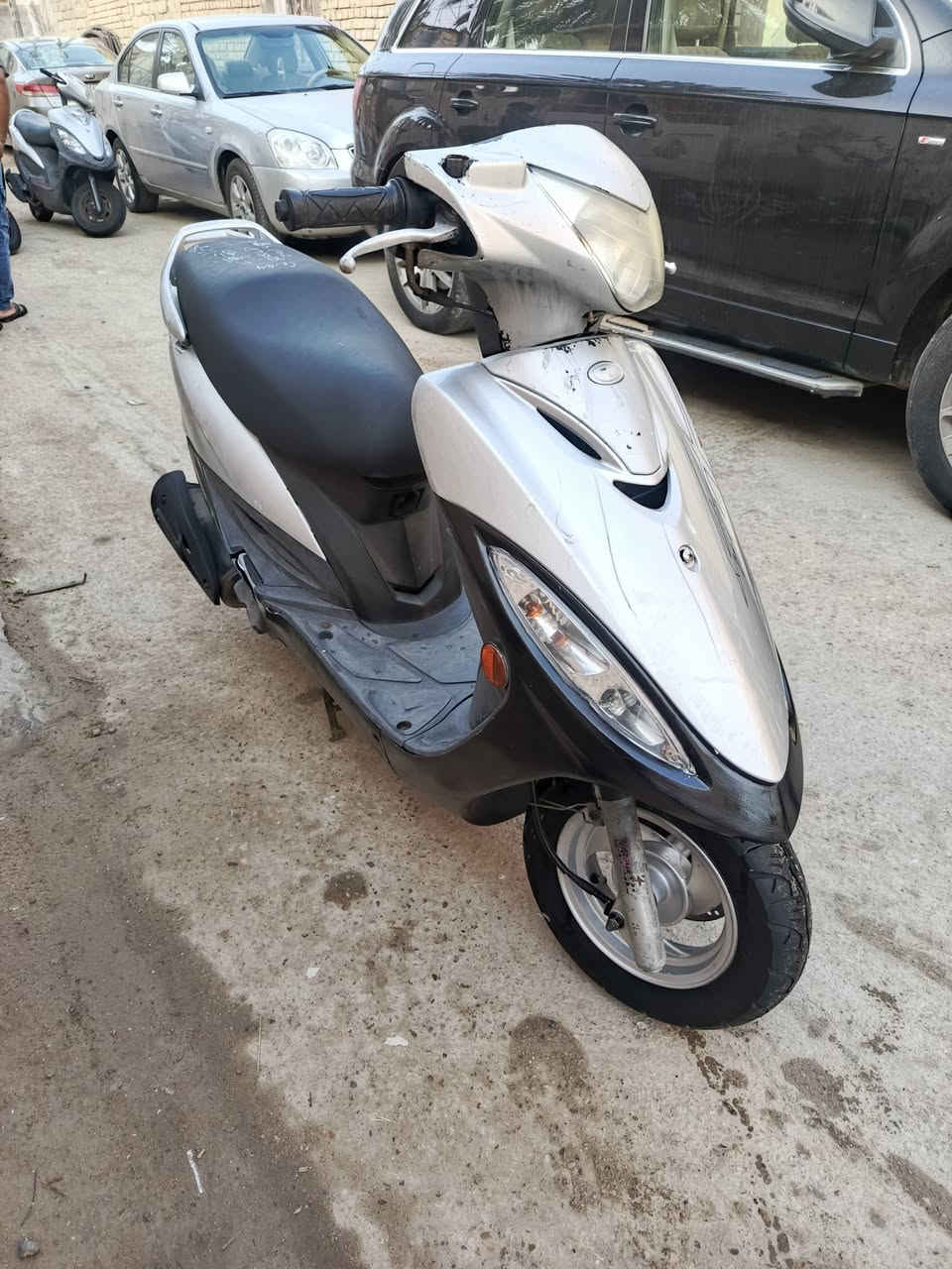 سلام عليكم جي فور G4 حاويه مامستخدم جديده كلش مابيها  اي نقص مامفتوح برغي شرط لفحص سعره خاص او واتس *********** ناصريه مركز
