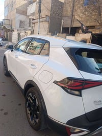 كيا سبورتج موديل ٢٠٢٤ رقم بغداد محرك دوش 2000 خليجي مكفولة السيارة جدي...