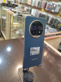 ريلمي ١٣ برو بلس • ٥١٢ • ٢٤ رام