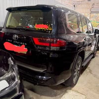 شباب  لا ندكروز موديل 2023 فئه vxr  ماشيه 20 الف سيارة كفاله عامه  مكا...