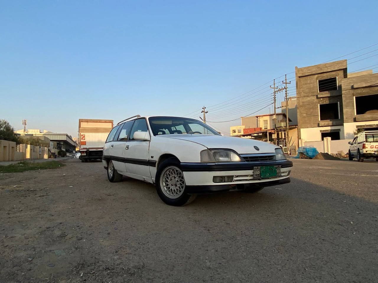 اوبل اوميجا ستيشن حجم 20 كير وماكينه شرط وكاله او تحويل شرط رقم الهاتف *********** 
*********** السعر 20 ورقه وبيها مجال
