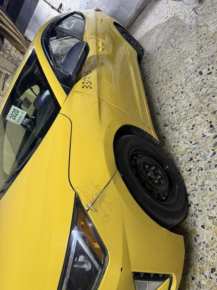 السلام عليكم النترا2020 فول مواصفات
فتحه 
بصبه 
مالته انزلاق أشاير
كير AT
حادثها باب خلفي مبدل فقط

بيها مكانات معجون
العنوان بغداد
بسمي رقم بغداد دولي
هيه مصفره جديدة 
السعر 108 وبيها مجال
***********
مراوس بخصوصي فقط
