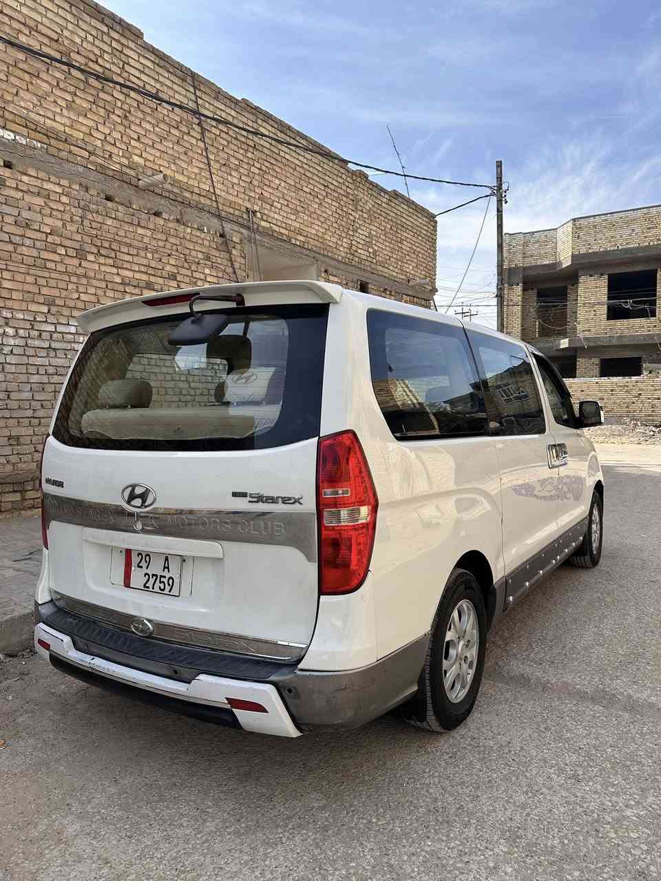 سلام عليكم ستاركس 2009 كفاله عامه سيارة جديده مكينه وكير وحداديه جديده بم كهربائي مكاني واسط الحي سعر 143. وبيها مجال ***********
