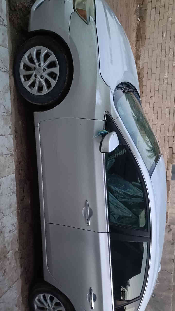 نيسان🇯🇵سنترا وارد امريكي رقم المثنى 
مديل 19
*   مثبت سرعه
*   شاشه كبيره
*   كاميرا خلفيه
*   تحكم ستيرن جهتين 
*  انظمه قيادة ، عادي . سبورت . ايكو
*   ادامه كامله
* رادار امامي
*   حداديه جديده
*   محرك 1800 اقتصادي
*   نظام فرامل ABS
مكانها الناصريه 
السعر 100. ‏‪
***********
