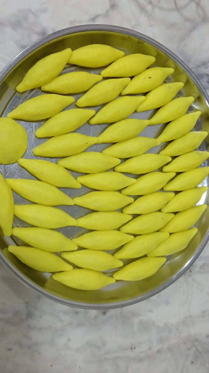 رمضان مبارك....

يتوفر لدينا كبة درجه اولى شرط الطعم مقرمشه...

. 20 كبة لحم عجل عراقي بشرط ب5 الف
25 كبة صدر دجاج طازج ب 5
توصيل لجميع مناطق خانقين الف دينار فقط
لتواصل واتساب فايبر ***********
