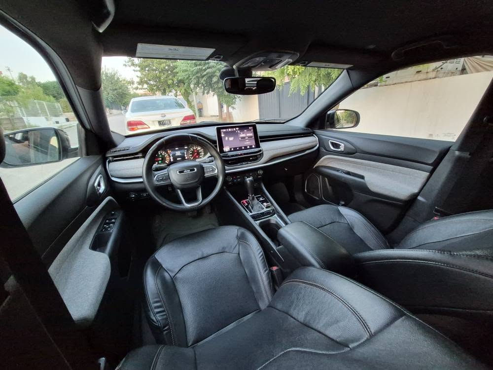jeep compass 2023 latitude Luxury 4x4

فول مواسەفات تەنها سلاید نیە ژ.م (***********) مەکینە 2.0L تۆربۆ ، تەنها ٣٨ هەزار میل رۆشتووە،  پێش و دواوی کەپسە کامل ئێرباک بە شەرت هیچی نەتەقیوە تەنها یەک چەمەلەخ و دوو پەلە بۆیاخی هەیە بێ ناو ، گێڕ و مەکینە و هەموو گیانی بە شەرت،  بەسمە و شەغال ، رادار ٣٦٠ ، شاشە و کامێرا،  کوشن جلد و کارەبا و هیتەر ، سوکان هیتەر دەبل ئەکسل ، بلاجیکتۆر، بڕێک بەسمە ، تەبرید مەرکەزی.  سەنەوی تا ٢٠٢٨ تازەیە بە ناوی خۆمەوەیە نرخ ١٤٩ وەرەقە و کەمێک مەجال. تێبینی ڕەسمی سۆنەرم داناوە
 (3c4njdfn2pt508075) السليمانية, العراق
