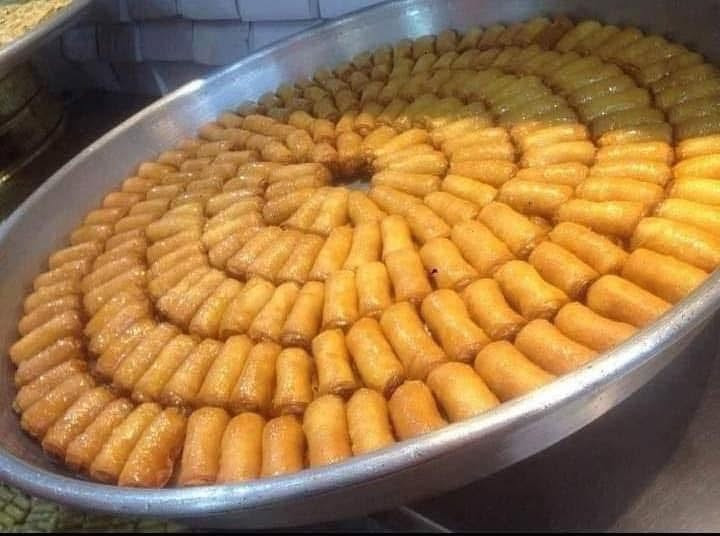 🔥🔥🔥🔥 سلام عليكم زنود الست بدهن الحر فقط دهن حر  و فستق حلبي سعر الكيلو 7الف فقط حجز قبل يوم يجيك للباب  الخاص مفتوح


**إذا كنت صاحب هذا الإعلان وتريد حذفه لأي سبب، رجاءا أرسل رسالة إلى الدعم الفني**