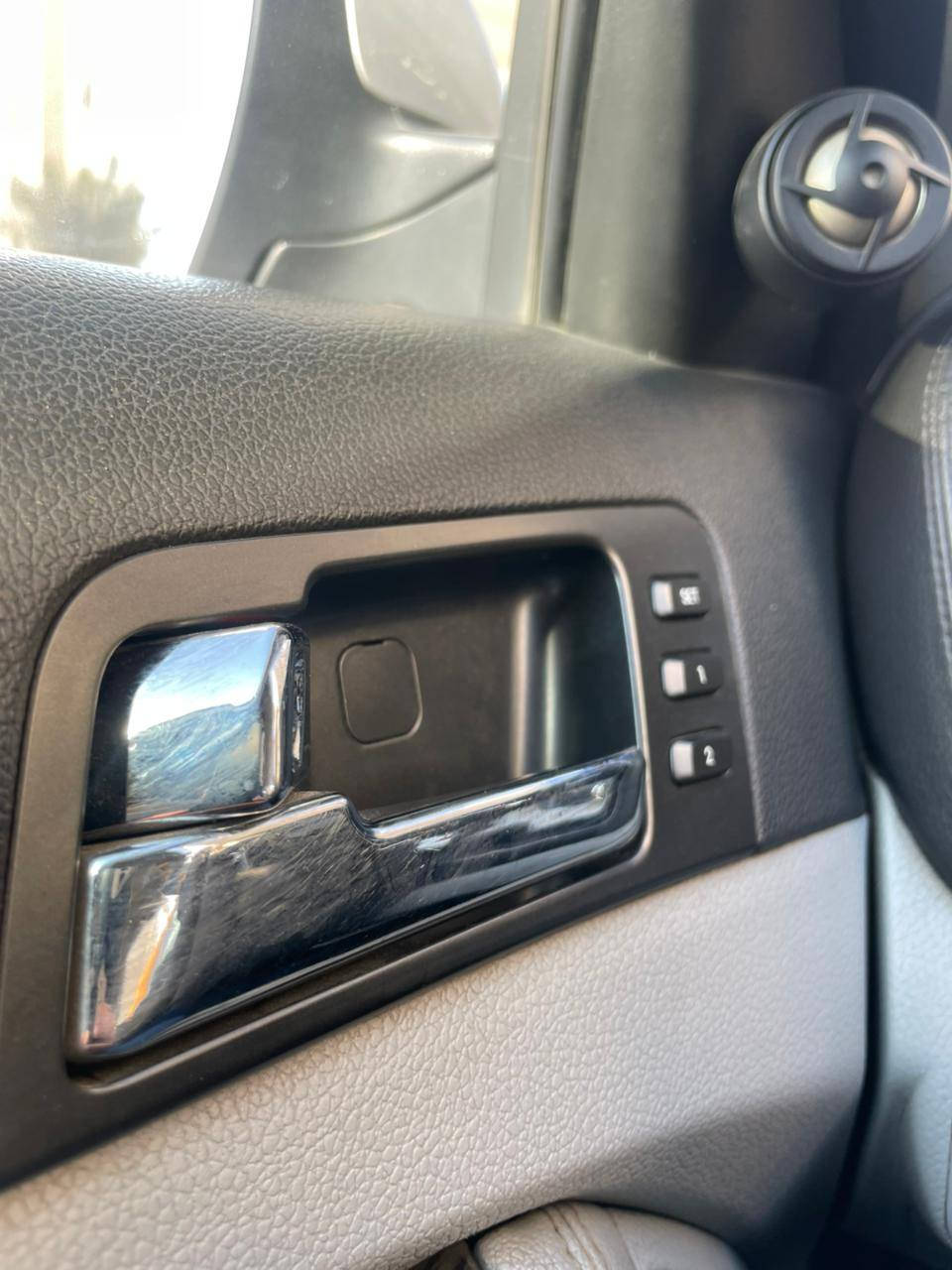 سلام عليكم  كيا اوبتما مديل ٢٠١٢  امريكي. حادث جاملغ خلفي فقط  مكينه ما مفتوحه كلش حلوه  كير ومحرك خير من الله حداديه نص عمر  تبريد شغال ثلج بصيف مواصفات فول بصمتين ابواب بصمه تشغيل  كشن خزن تدفئه بل ستيرن تدفئه تبريد بل كشنات   مري شفط تحكم ستيرن تثبيت سرعه بنراما السياره ماشيه ١٣٣   السعر ١٢٥ وبيه مجال الشراي يتصل أو يراسل وبيه خير ويدلل ،*********** مكاني كربلاء طويريج
