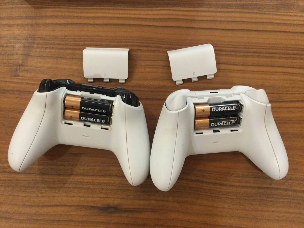 جهاز شغال شبه جديد مستعمل جدا" قليل
سعره 380 الف
العنوان
اربيل / تقاطع الاسكان شارع ٦٠ / خلف جامع قادر بله
يوجد توصيل فقط داخل اربيل أربيل, العراق


**إذا كنت صاحب هذا الإعلان وتريد حذفه لأي سبب، رجاءا أرسل رسالة إلى الدعم الفني**