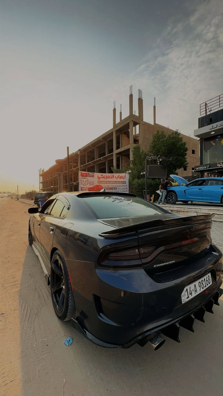 جارجر موديل ١٦ هيمي٥٧٠٠  كفالة من الضربة فقط جاملق ايمن صبغ بدون ضربه رقم بصرة ***********
