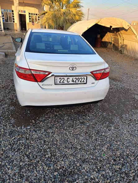 السلام عليكم 
كامري موديل 15أمريكي SE ماشيه 105 الضرر جاملغ خلفي
 أمريكي170 وبيها مجال 
*********** ويرهم مراوس بكامري احدث
