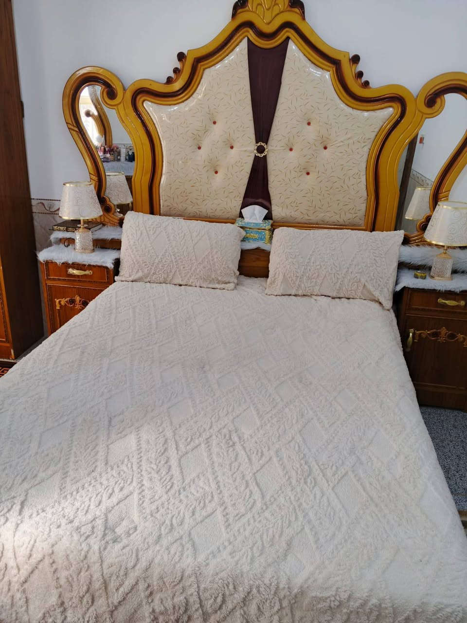 السَلٱمٌ عـَلـْيگمّ-ۈرحـْمّـٌة ٱللـّہ ﯙبُرگـّاتہ
غرفة تسكام جديدة للبيع صارلها شهرين 6بيبان غرفه تخبل
بس مكاني زغير رايديها بمليون ***********
