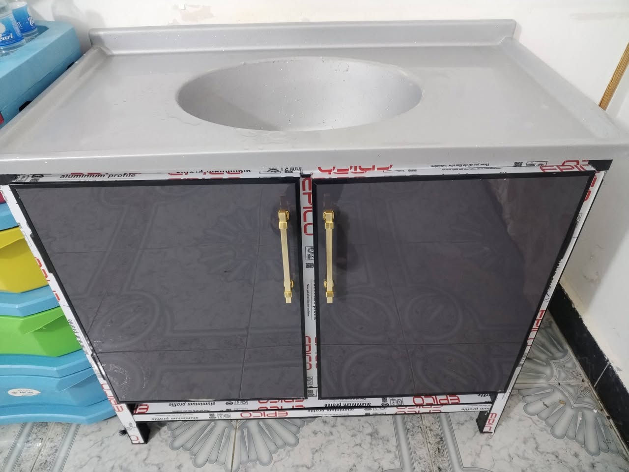 سلام عليكم ورحمة الله سنك للبيع مستعمل يومين مكان في الفلوجة اتصل على الرقم ***********
