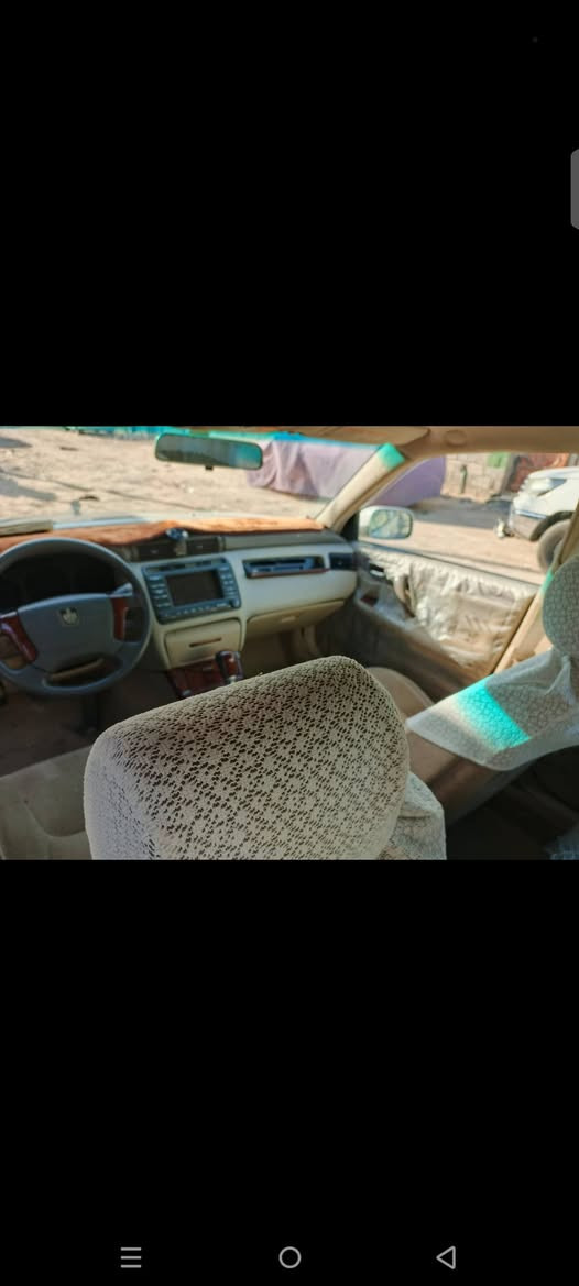👑 للبيع: تويوتا كراون "ملكة" (جنون) موديل 2003 👑
السيارة بحالة ممتازة، نظيفة وجاهزة للاستخدام والشراي ما يخسر شي!
الموديل: 2003 (الملكة / جنون)
المحرك: دي فور (D-4) الكبير، عزم وقوة ونشاط بالشارع.
الضمان والكفالة: سيارة كفالة تامة (شرط الفحص).
حالة البدي: كفالة عامة، التعديل البارد (PDR) فقط بالتشاميلغ على قد طقة بسيطة من بايسكل شحن، وباقي البدي سليم تماماً.
الوضع القانوني والجمارك: الكمرك مدفوع وكامل، باقي عليها فقط فروض الرقوم (تثبيت اللوحات / الرقم).
العنوان: البصرة. أبو الخصيب عويسيان سعر ١١٥
📞 للتواصل والاستفسار: ***********
