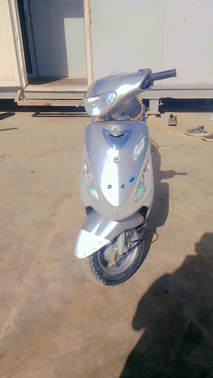 دراجه ماكس منغولي كفاله عامه ختم واحد وين ما تريد افحص ما نقصهه برغي مكان الدوانيه فلكه نجاح شراي راسلني بيك خير ودلل رقم ***********
