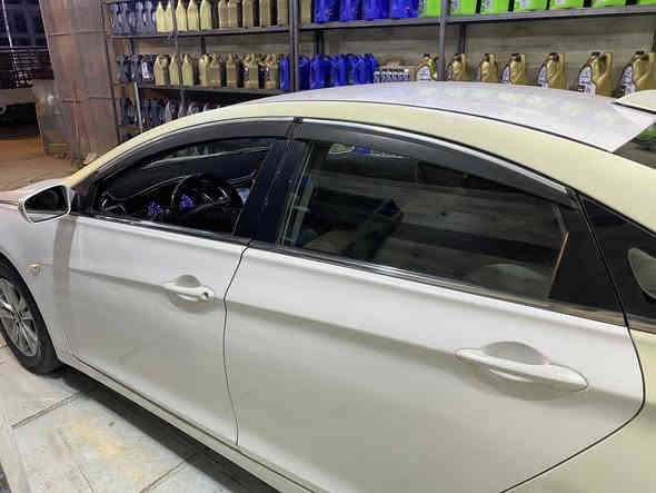 السلام عليكم سوناتا 2011 وارد كوري مكينتها 2000 دوش بيها صوت بالمكينة  والصبغ واضح بالصور رقم وسنوية جديدة  مكاني بغداد
***********
