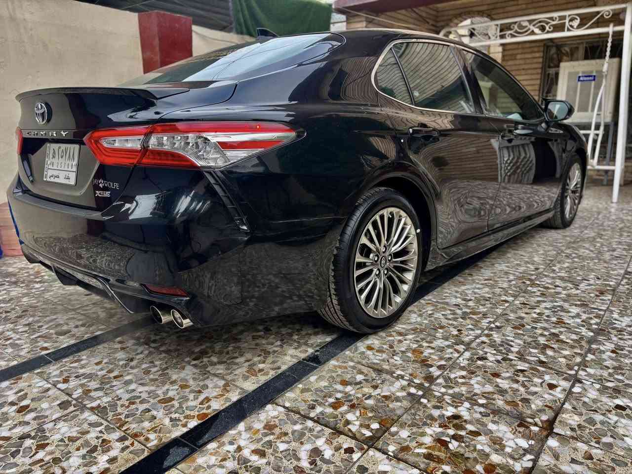 سعر مناسب جدا 168 ورقة 

كامري 2020 XSE فول V6 اعلى مواصفات 
فول مواصفات لكزز داخل احمر بلادي 

الحادث من امريكا باب خلفي وبنيد وقطعتين جلتتين بدون قطرت معجون عدا البنيد بي معجون السونار وصور الحادث بل منشور 

السعر 168 ورقة 

الموقع بغداد حي الخظراء 

الاتصال على ‭0770 003 0299‬
