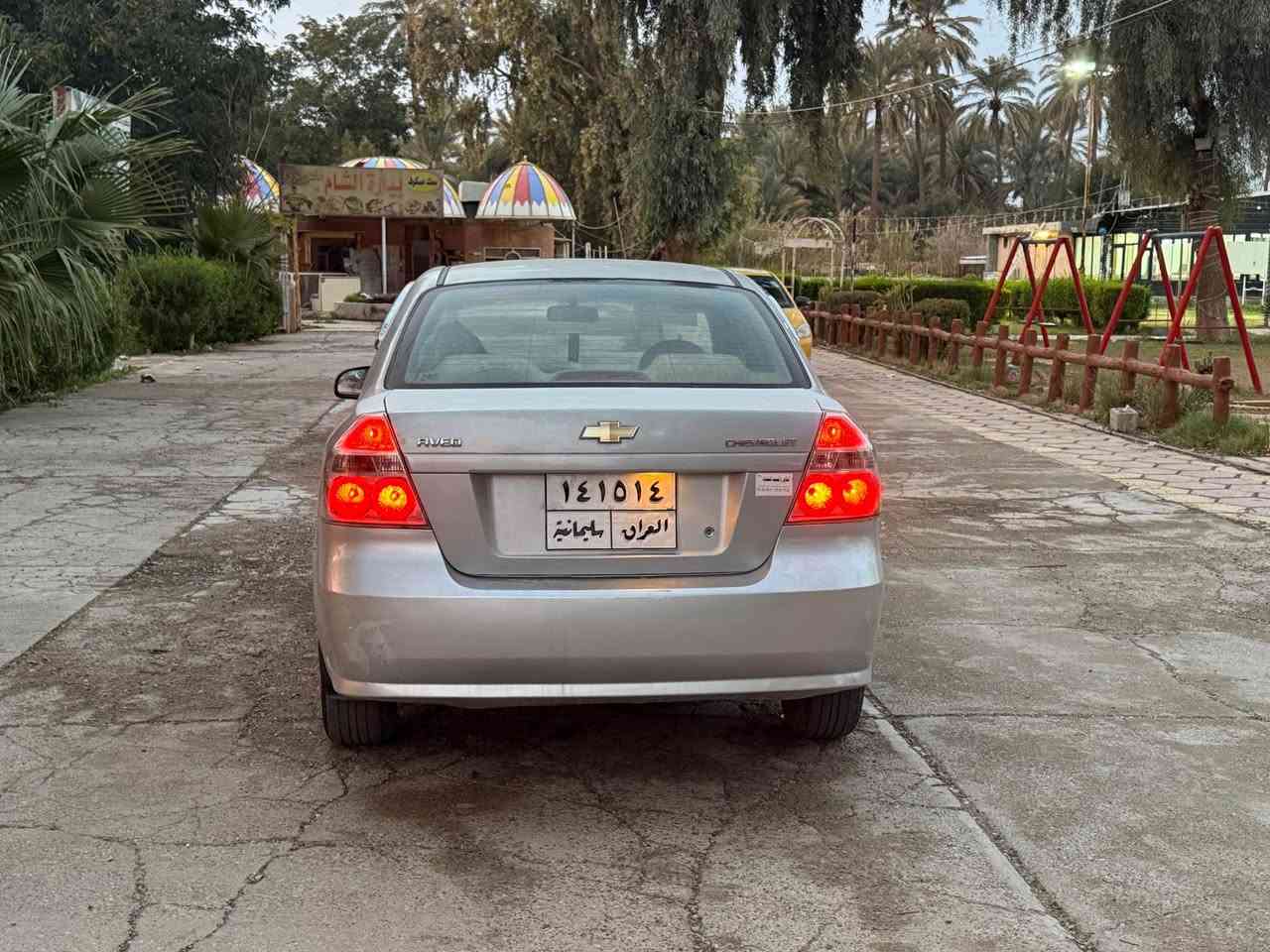 تحية طيبة للجميع 🌹🌹***********

أڤيو2011 گير عادي خليجي داخل عسلي گير ومحرك بشرط 

بيه صبغ وسونار مرفق مع الصور شرط بدون ضربة 

حدادية امامي وخلفي جديد تبريد تدفئة شغال كهربائيات شغال 

شرط التحويل والغرامات اخوان السيارة جاهز وبدون مصرف

مكان السيارة ديالى خانقين /السعر 55 وبي مجال خناقين, ديالى
