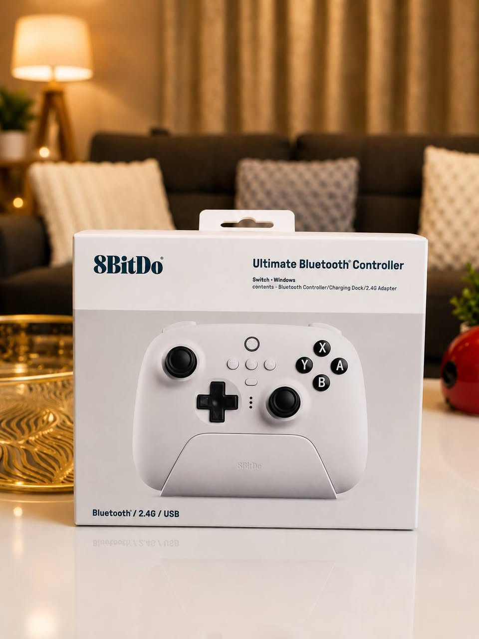 جوستك 8BitDo Ultimate 2.4G wireless controller 
مصمم لأجهزة الكمبيوتر التي تعمل بنظام ويندوز، وأندرويد، وستيم ديك وكذلك يدعم الاجهزة بنضام ios.

يتميز بعصي تحكم بتقنية تأثير هول (Hall Effect) لزيادة الدقة والمتانة، بالإضافة إلى قاعدة شحن مريحة

الاتصال: توفر خيارات اتصال متعددة بما في ذلك بلوتوث، وتردد 2.4 جيجا هرتز، ووصلة USB-C.

أزرار قابلة للتخصيص: تحتوي على زريين خلفيين احترافيين وزر لتبديل الملفات الشخصية المخصصة.


**إذا كنت صاحب هذا الإعلان وتريد حذفه لأي سبب، رجاءا أرسل رسالة إلى الدعم الفني**
