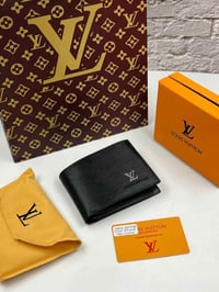 محافظ • كوالتي عالي • مع حقيبة