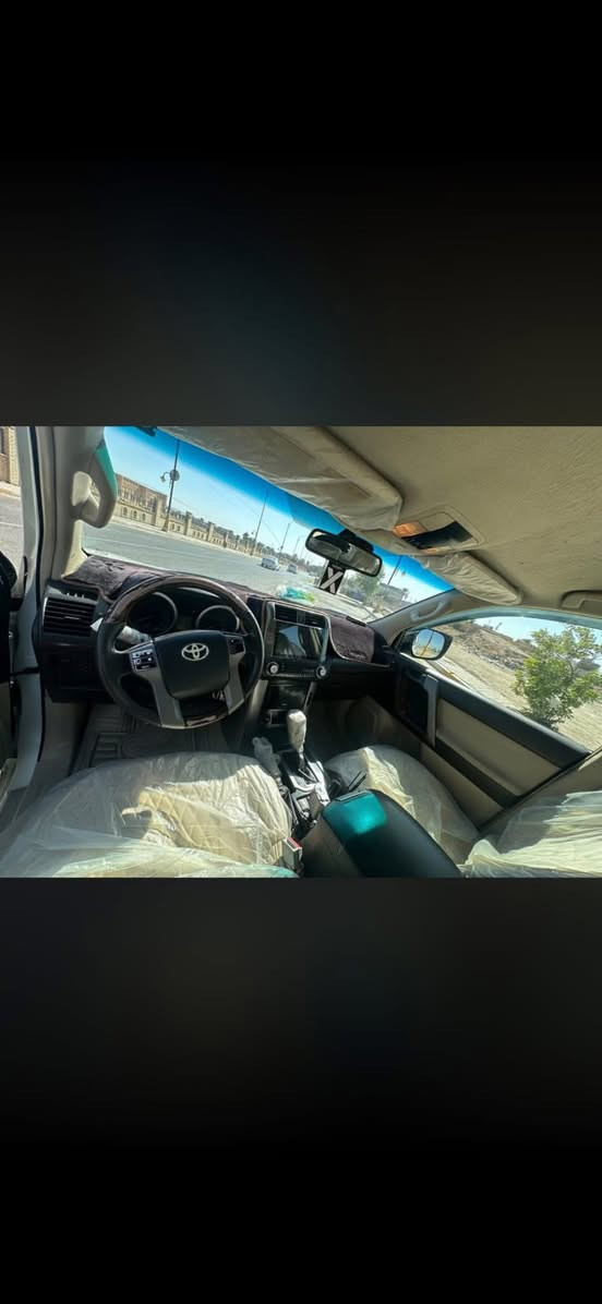 السعر 200

برادو 2010كويتي كفاله عامه 

رقم بغداد أنكليزي

مكينه 4سلندر 2700

7سبعه راكب 

اشاير بل مري 

مري شفط 

شاشه 

كامره خلفيه 

تحكم جهتين 

مواصفات البرادو معروفه 

السياره مكفوله من كلشي وجديده بمعنى الكلمه مابيها برغي نقص والسياره بعد احلا من الصورالسعر 200

مكاني صلاح الدين سامراء ***********
