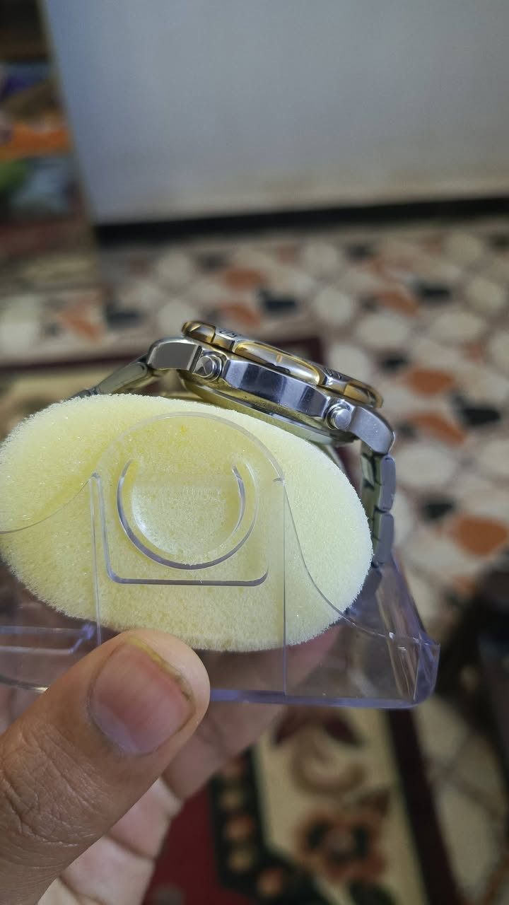 ساعه دبل تايم اصلي ارقام وميال لمنوس بلكامل مكينه سويسري مختومه سويس ميد تاريخ شهري  وزن ثقيل ضد الماء (سعر 30 الف) ساعه مال باله عندي تصفيه بضاعه


**إذا كنت صاحب هذا الإعلان وتريد حذفه لأي سبب، رجاءا أرسل رسالة إلى الدعم الفني**