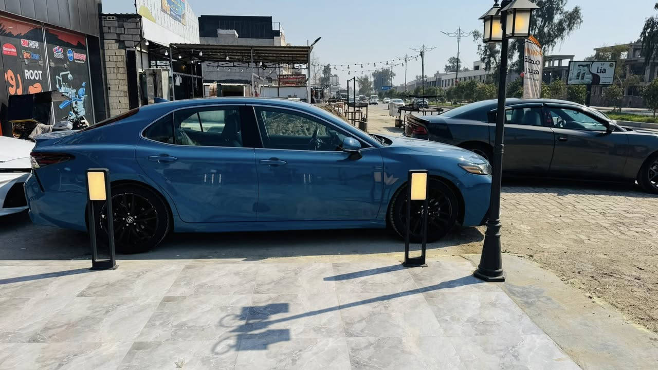 Toyota Camry
الموديل :-2023

الرقم : بغداد ب اسمي مداور ثاني يوم 

اللون :- ازرق غير محدد اللون الجديد ( بلو بيري )

المواصفات :- xse بدون بانوراما 
رادار امامي 
رادار خلفي 
نقط عمياء 
تحديد مسار 
مودات قيادة
كراسي سائق و سكن كهرباء و تدفئة بالكراسي 
داخل اسود و جلد بالكامل 
ويل 19 رياضي 

الضرر :- ( جاملغ عكس السايق مبدل و مصبوغ و ربع من البنيد و ربع من الباب معدل و مصبوغ  ،، ايرباك طاگ ستيرن و بردات )

المسافة :- 60 الف كيلومتر و قابل للزيادة 

السيارة جاهزة من كل النواحي و عليها ادامة كاملة مبيها اي مصرف 

السعر علق بكلمة سعر و يجيك السعر مباشرا
 
الي تعجبه السيارة كدامه و اني حاضر و تامر امر و الي متعجبه يعلق بكلام طيب مثل مروركم الطيب 
 
المكان :- ديالى بعقوبة 
التواصل :- على الخاص او واتس اب او الاتصال ***********
