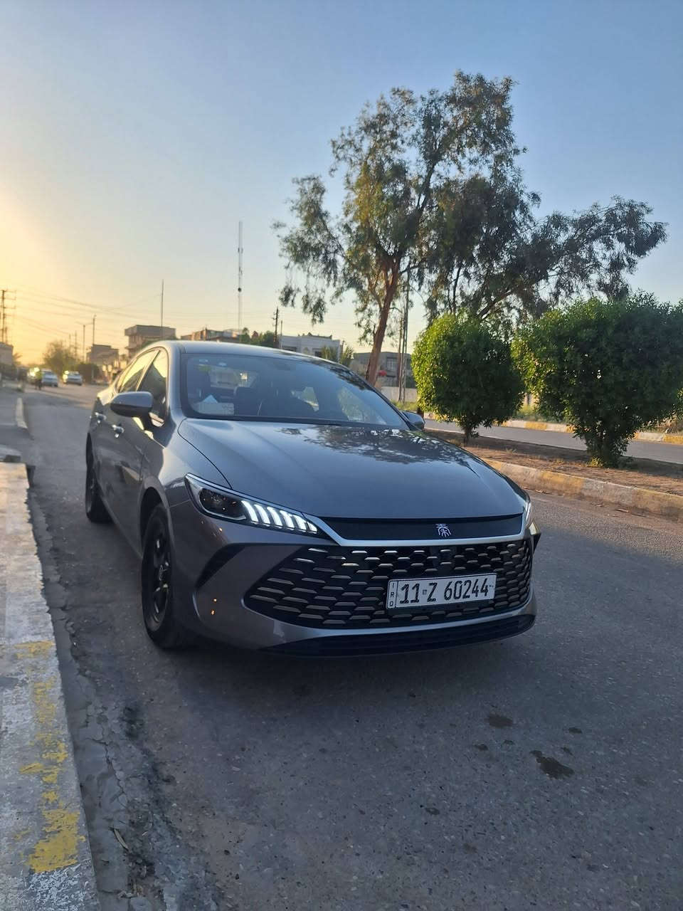 للبيع بي واي دي  كن بلس رصاصي مكفولة ب اسمي رقم بغداد مكانها ابو غريب ماشية ٤١ الف مجموع واتساب ***********
