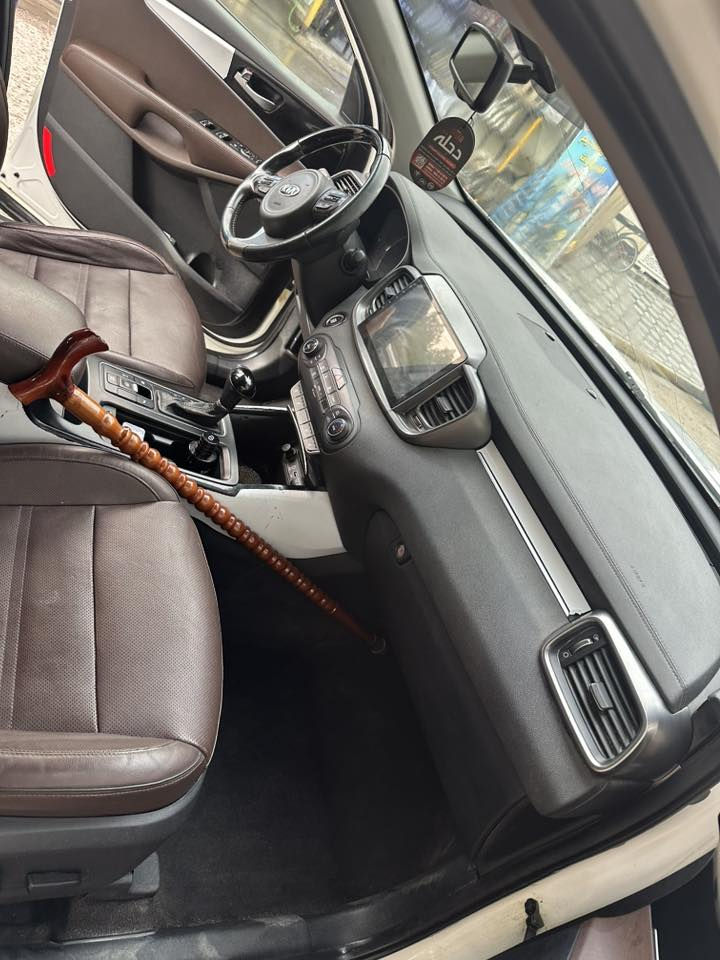 سورنتو موديل 2016 فول 1/1 السعر 21 الف


**إذا كنت صاحب هذا الإعلان وتريد حذفه لأي سبب، رجاءا أرسل رسالة إلى الدعم الفني**