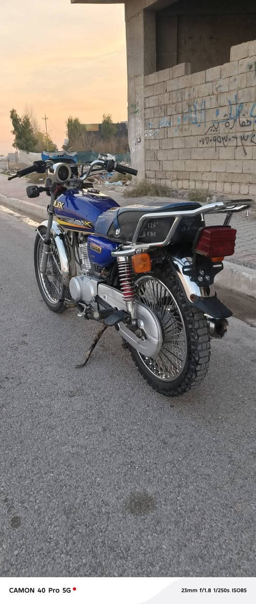 سلام عليكم دراجه للبيع سونيك 22محرك كبس شرط لا صرف لا بخار لا صوت دراجه نضيفه منفيس موجود ماشيه قليل شلعه ومعدل شرط الفحص كهربيات وضع شركه مابيها برغي نقص جديده كلش سعره 475وبيها مجال

 رقم موبايل 

‭***********‬
