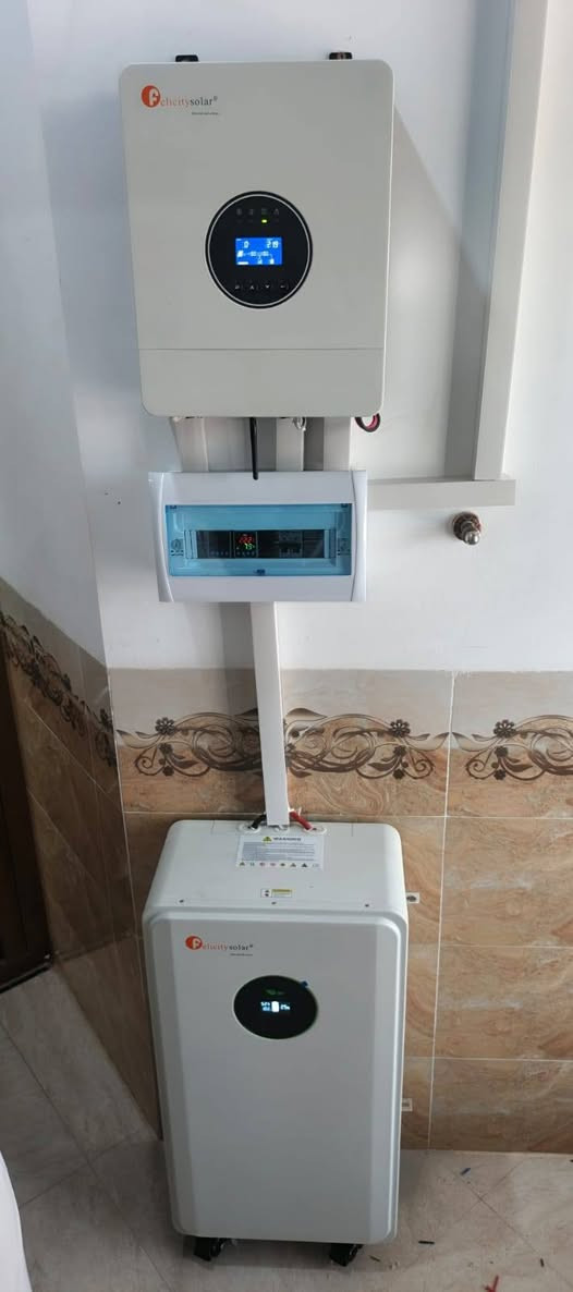 🔋⚡ تم بحمد الله إنجاز وتنصيب منظومة طاقة شمسية ⚡🔋

📍 صلاح الدين – بيجي –  الهنشي
للحاج خالد المحترم 
⚡ مواصفات المنظومة:
☀️ 15 أمبير نهاري
🌙 15 أمبير ليلي
✅ مكونات المنظومة:
1️⃣ ألواح جينكو بقدرة 720 واط
ضمان 15 سنة 
2️⃣ بطارية ليثيوم Felicity 🔹 سعة 15 كيلوواط/ساعة 🔹 ضمان 5 سنوات ✅
3️⃣ إنفيرتر Felicity 6k 🔹 أداء عالي وكفاءة ممتازة
 ضمان سنتين ✅
💰 لماذا تختارنا؟
✔️ أسعار مناسبة وتنافسية جداً
✔️ توفير قائمة المواد مع الشركات المصنعة بكل شفافية
✔️ إمكانية المقارنة والتأكد من الأسعار قبل التنفيذ
✔️ التزام بالمواعيد وجودة في العمل
✔️ خدمة متواصلة ليلاً ونهاراً ☀️🌙
🎉 شركة العراق سولار للطاقة الشمسية ⭐ الثقة • الجودة • الأمان ⭐
📞 للاستفسار والحجز:
(***********
***********)
#الطاقة_الشمسية #العراق_سولار #صلاح_الدين # #طاقة_نظيفة #الطاقة_المتجددة 🔋☀️⚡
