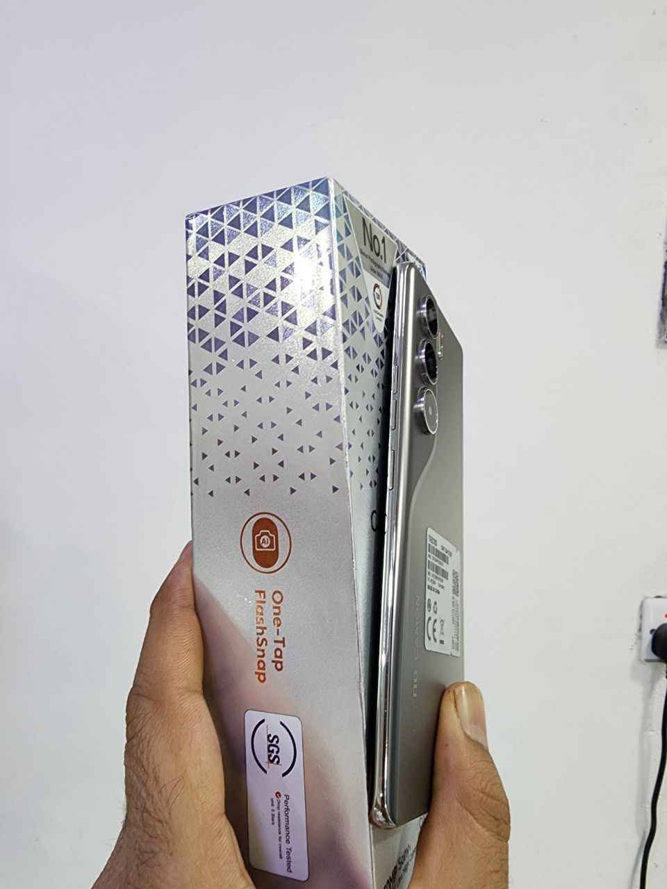 السلام عليكم للبيع TECNO CAMON 40 5G رام 12 كامل ملحقات الأصلية جهاز نضيف ذاكرة 256 جهاز قوي بالمواصفات السعر 350 الف مكاني البصرة *********** البصرة, العراق
