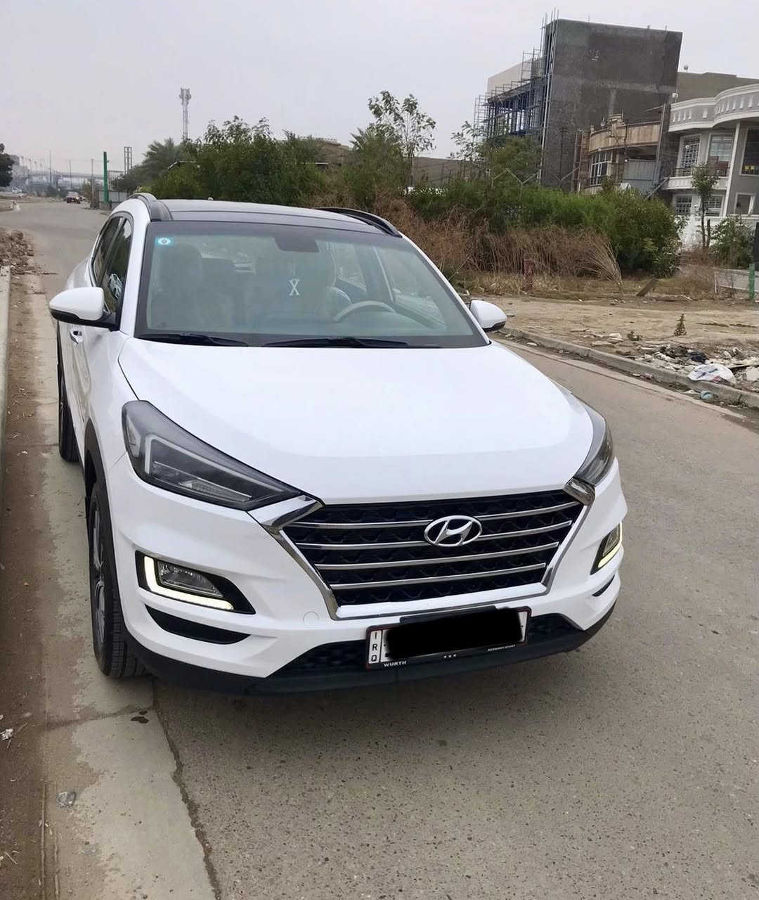 السلام عليكم توسان 19 خليجي رقم بغداد مكفوله من البارد والصبغ  ماشيه 51 مواصفات فول 1/1  باسمي الكاصد ***********
