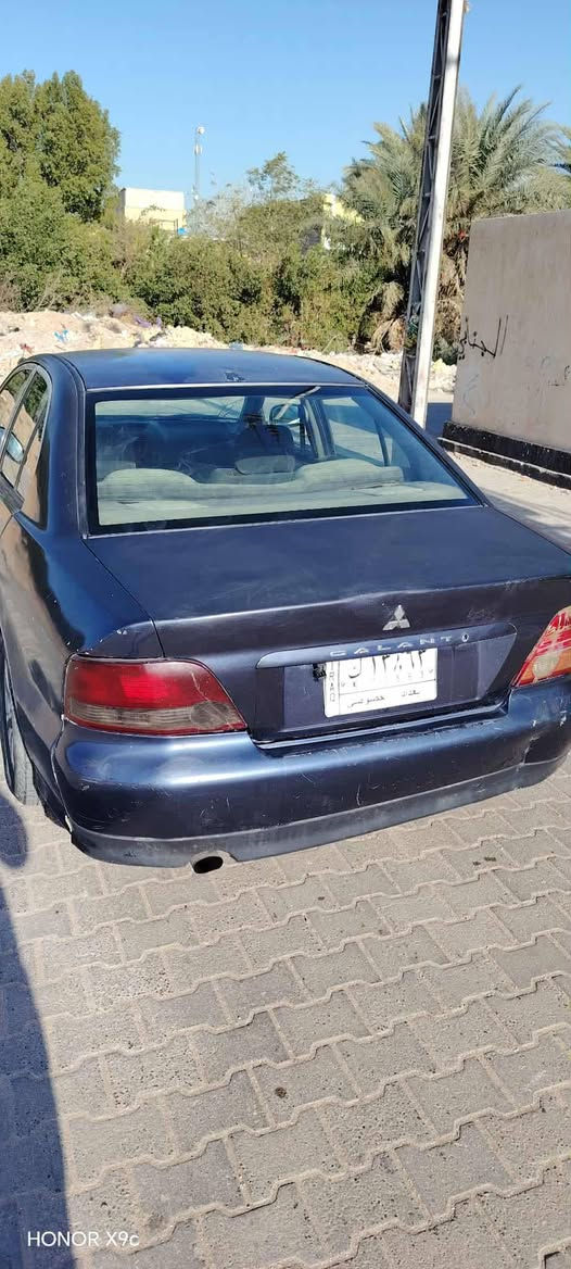 السلام عليكم 
‏كالنت 2005 خليجي 
‏كير ومحرك  وتبريد حدادية امامية جديدة تخم تاير جديد 
‏نقص حدادية خلفيه  
‏كشر شوف العين نظيف مكفولة من الشاصي، والضربه القويه بيهه فقط تبديل بابين وبنيد طاير، ومرجعي 
‏سابقا مكفولة من الصبغ 
‏رقم بغداد سنوية لل٢٨ مداور، نجف
‏مالك نجف جيراني 
‏السعر٣٥ مع المجال 
‏مكان السيارة نجف 
‏للاسفسار:*********** النجف, العراق
