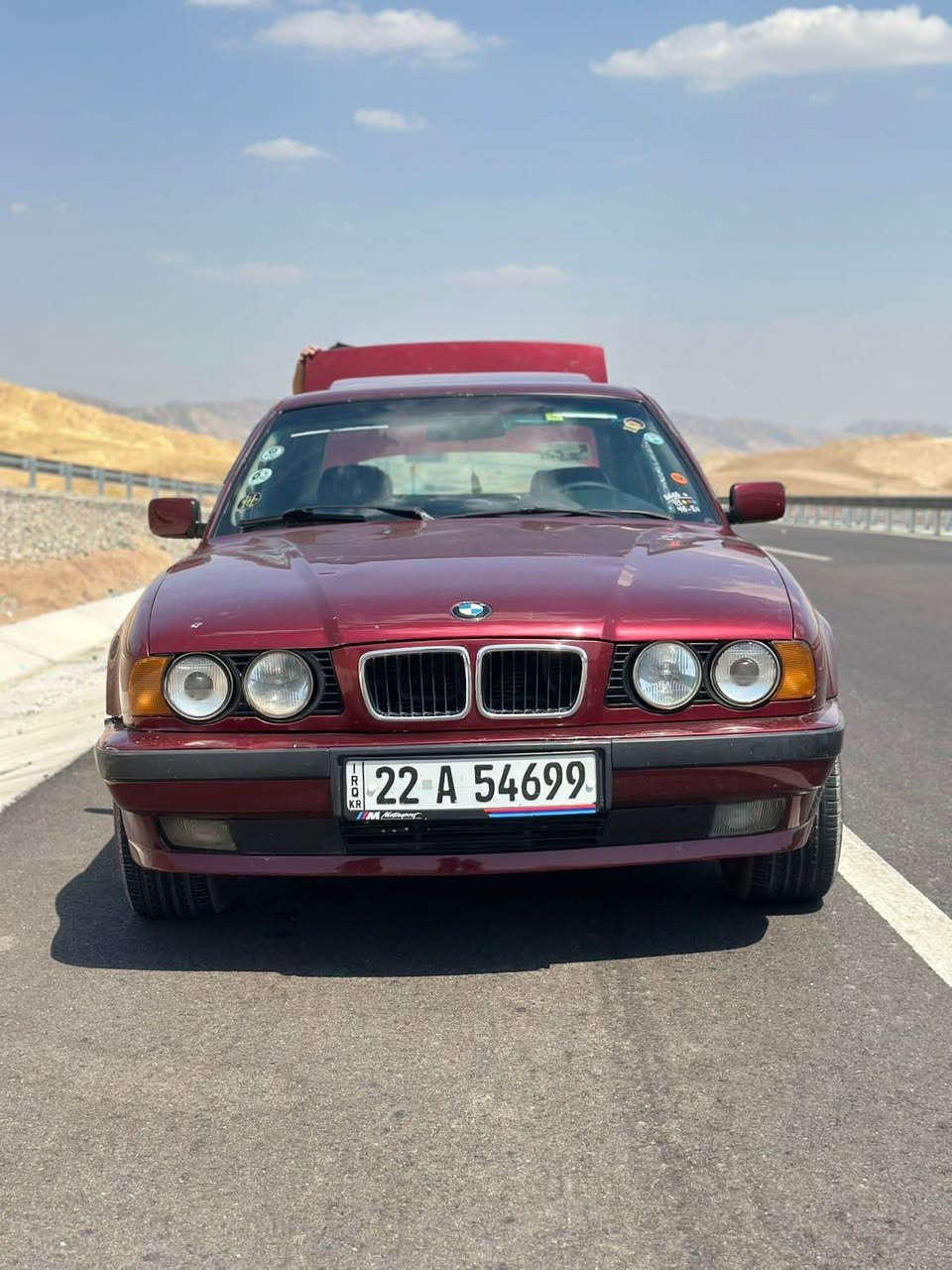 موديل ٩١ گير توماتيك مةكينة ٥٢٥ تةبريدي سةلاجةية براوةوتةحويل غرامة بةشةرت گيرو مةكينةي لوك ٤تايةو ويلي لوك  لوكة   سلايتي بو سةرةوو ناوةوة زور مةزبوتة ناو غورفةي لوكة كوشن جلد ناو رةساسيو رةش سةيارةكة لةسةر دةقي شةريكة ماوة حيزامة بةس بو جواني بي مةعجون بونيتو بيشي كامل گةورةية يةك دينار مةسروفي نية كارةبايي هةر هةمو بةشةرت لة گلوبي رةقةميةوة تا كوتاي   سعري ٨٥ معامةلةيةكي برايانة    گورينةوةش دةكةم             ***********
*********** كويسينجاك, أربيل
