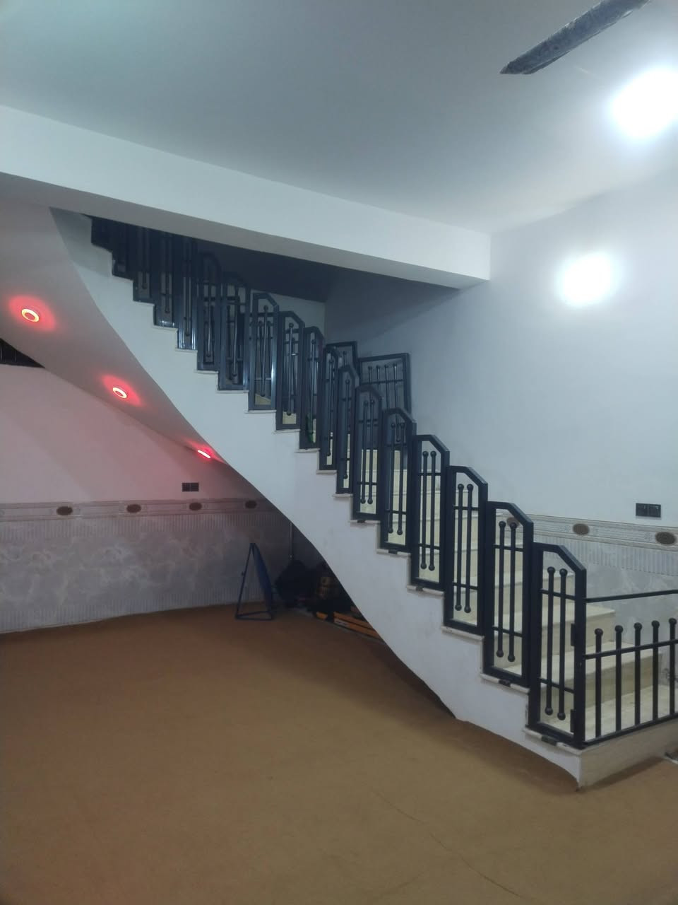 حداده العامه العنوان السماوه ام العكف طريق المجد قرب جسر القطار  سعار مناسبه جدا جدا الاستفسار مراسله خاص *********** واتساب
