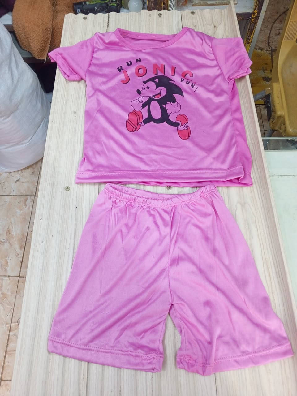 تراك طفل بناتي + ولادي  قياسات من 2 سنة الى 6 سنوات 

السعر 3000  

يتوفر توصيل لكافة محافظات العراق 

للحجز مراسلة الصفحة او المراسة عبر واتس اب 

*********** 

ديالى / الخالص/ سوق الخالص / قرب مجمع الودق
