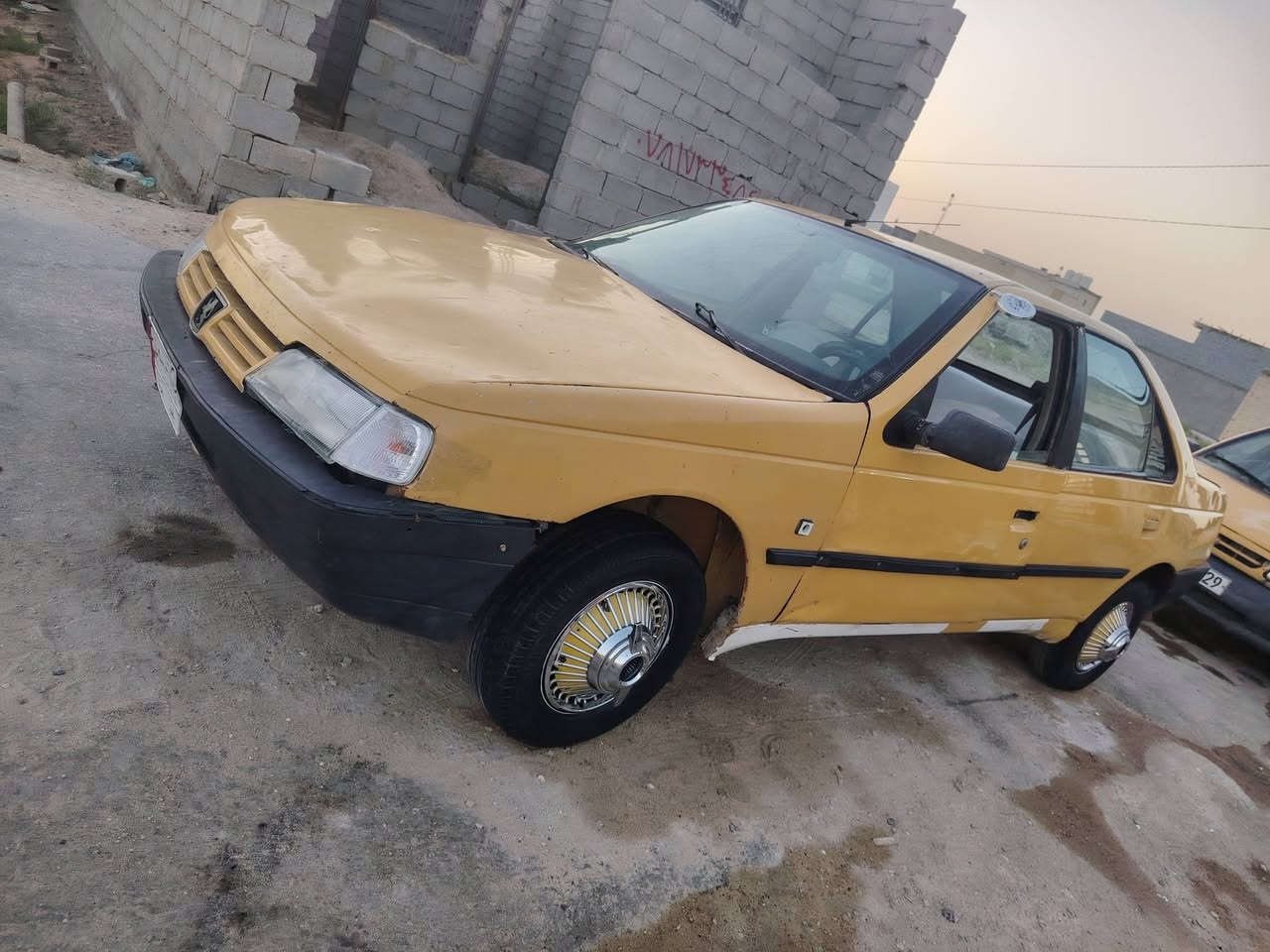 لبيع بيجو مديل 9مكينه كير خير من الله حداديه نضيفه سعر 800مكاني كربلاء بيع كوم حديد لستفسار هتف ***********
