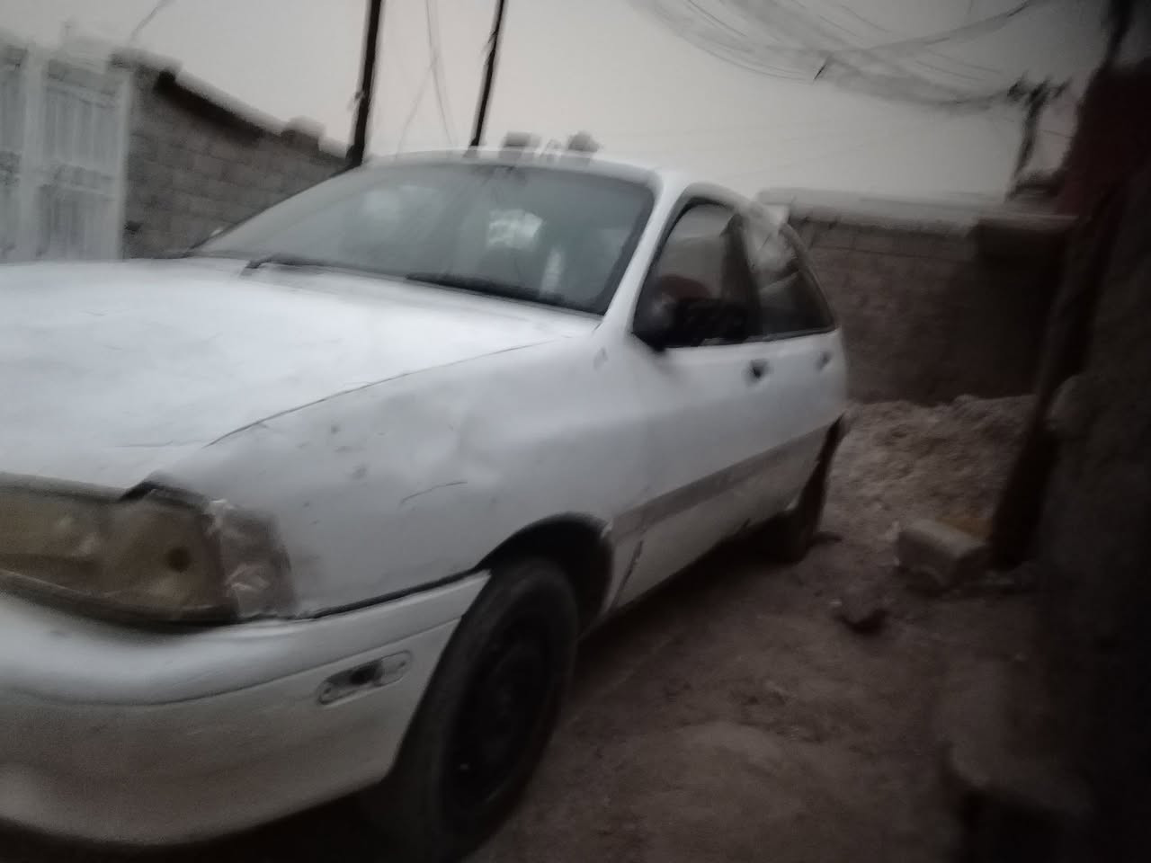 السلام عليكم سياره كيا موديل 93 سنويتها انتهى ب 2019 راعيها ما ندله ابيع كومه حديد السياره حلوه شغاله بيها فقط خيط تبخير السعر 12 بيها مجال تبريدها بس وكف الفان مالها + الغاش ينقطع مال تبريد وغاز دواخلها نظيفه مكان البصره *********** رقمها انبار اذا موجود مراوس اراوس
