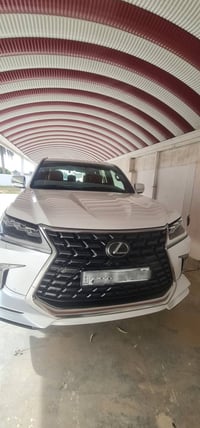 لكزز سوبر سبورت موديل 2021 (LX 570s) السيارة مكفولة كفالة عامة من اي ض...