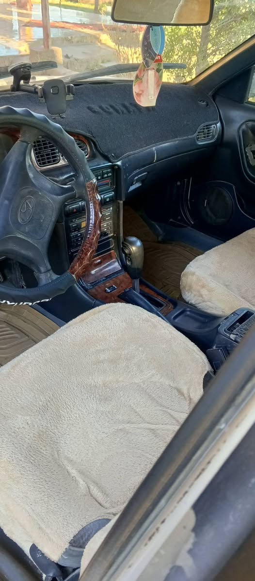 السلام عليكم سيارة سوناتة تو موديل 94 كير  وتاماتيك على عل عيب  رقم بغداد ***********
