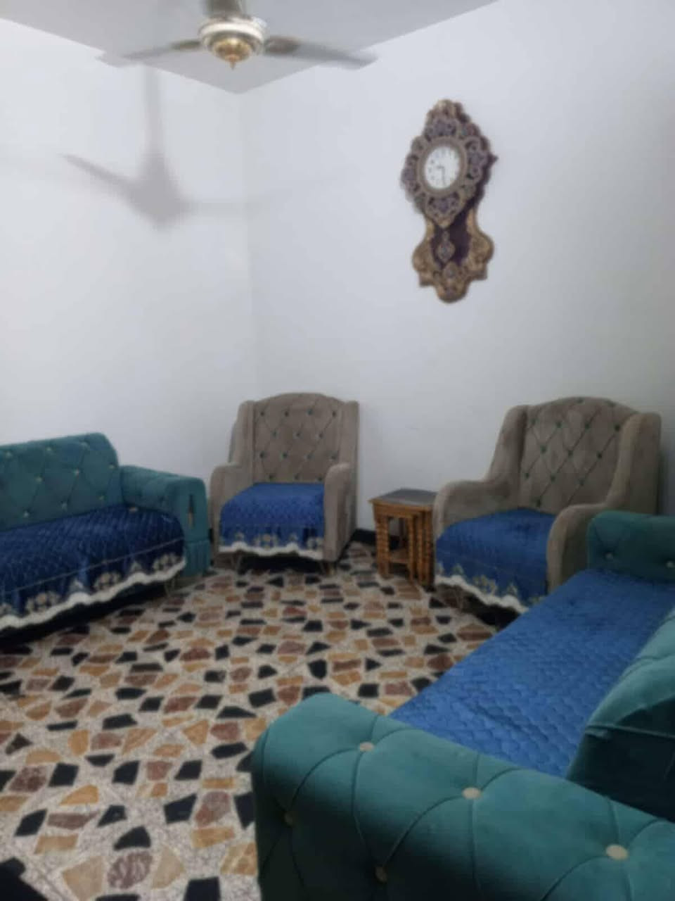 #دار للرهن 70م
عنوان... كوفه ط قريب فلكه
حبيب الرعاش منطقه

الرشاديه يحتوي.. علي...
غرفتين ومطبخ وصحيات

.. سعر الرهن 35     ***********
*********** مكتب /ض
امانه كوله من طرف المروجه زينب للعقار
